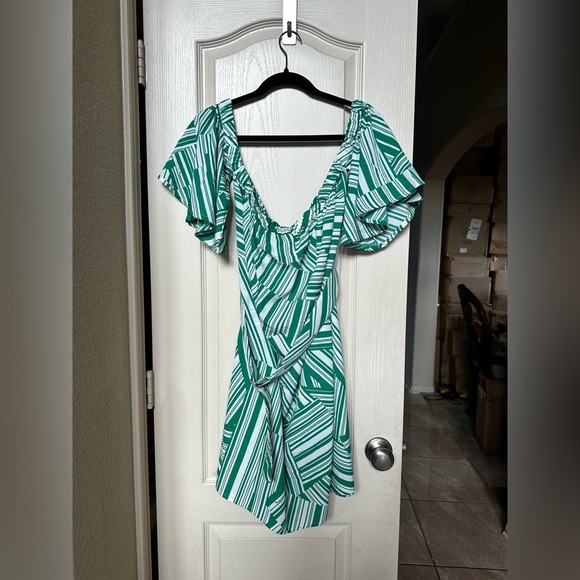 New York & Company Asymmetrical Dress in Green and White - Picture 2 of 7